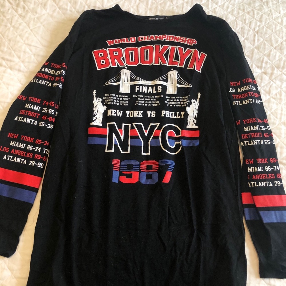 PrettyLittleThing Brooklyn Black T-Shirt Dress